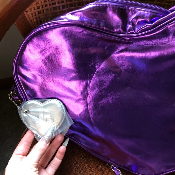 ✨Justin Bieber Heart Bag✨ - Picture 5 of 5